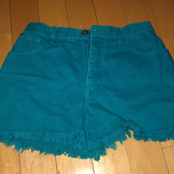 Blue hand painted Manta shorts 🩳 🎨 - Picture 2 of 2